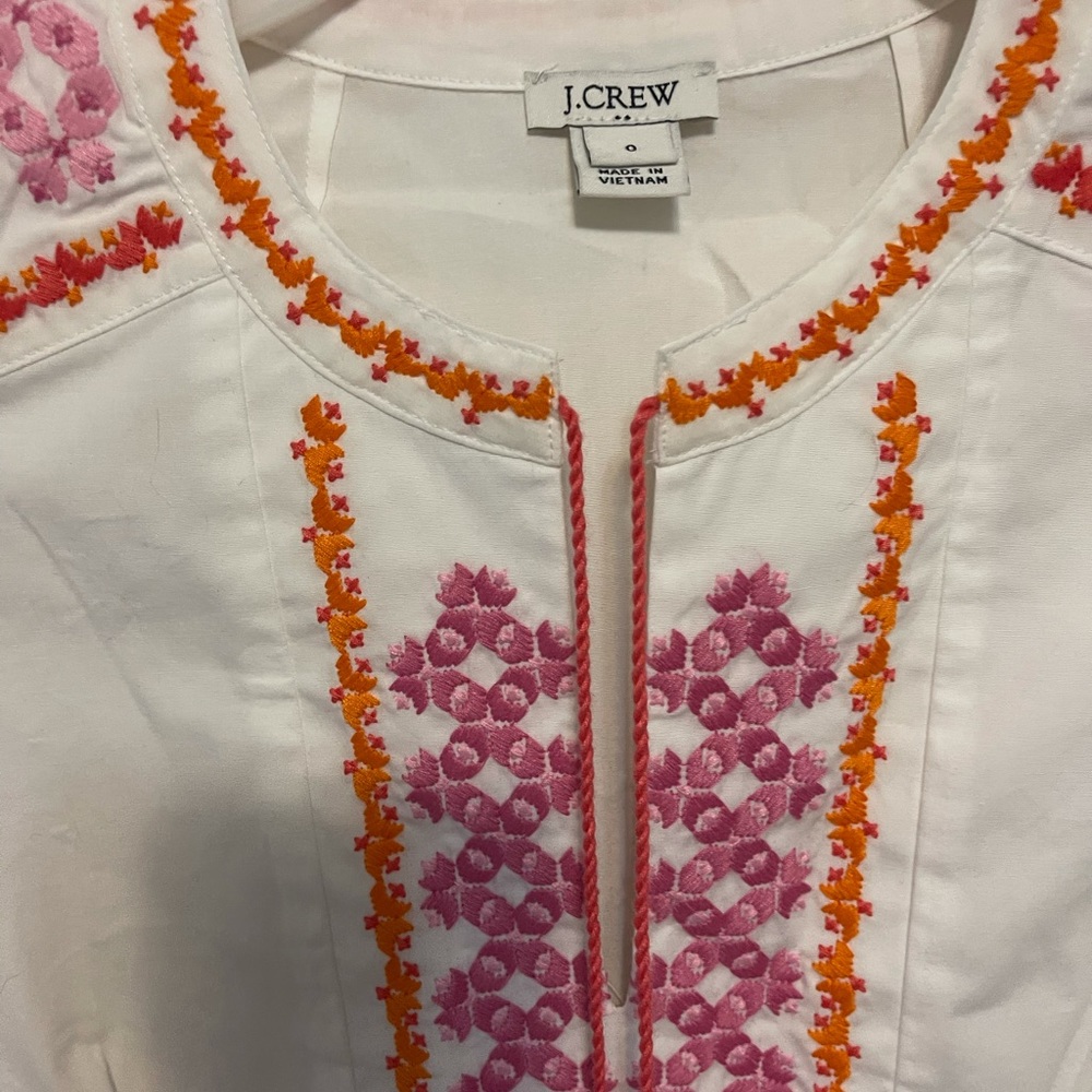 J Crew EMBROIDERED POPLIN TANK - Picture 3 of 4